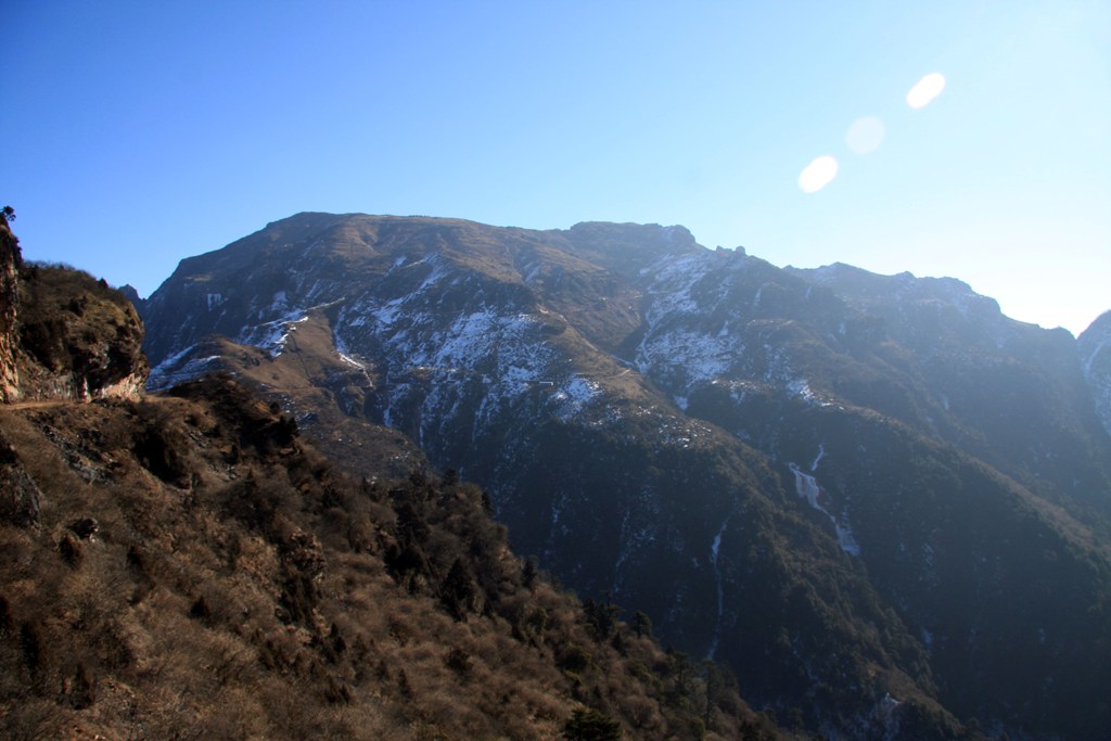 牛背山
